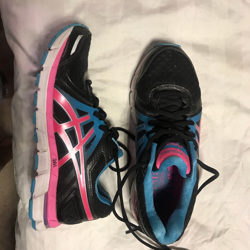ASICS